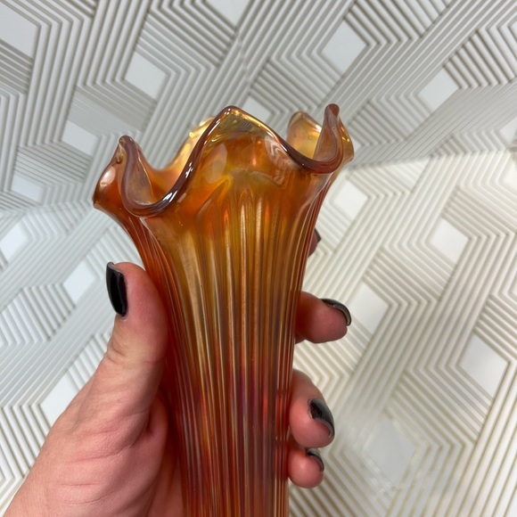 Vintage Fenton Marigold Carnival Glass Ribbed Swung Vase 9” - Picture 8 of 12